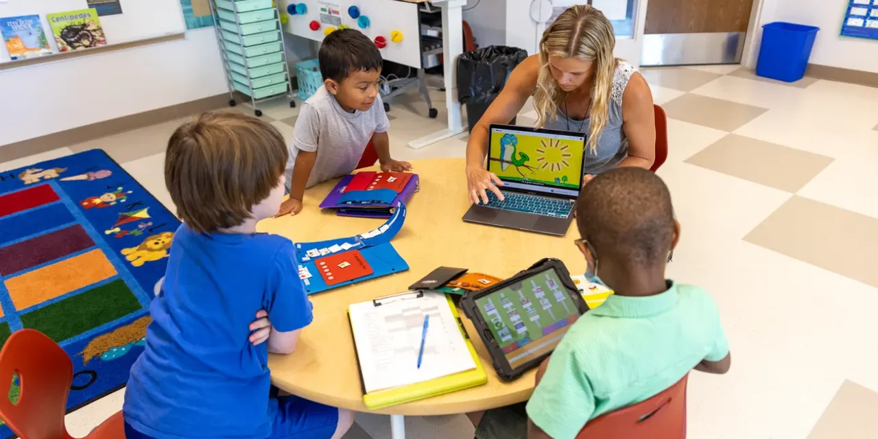 Picture Exchange Communication in Mainstream Education